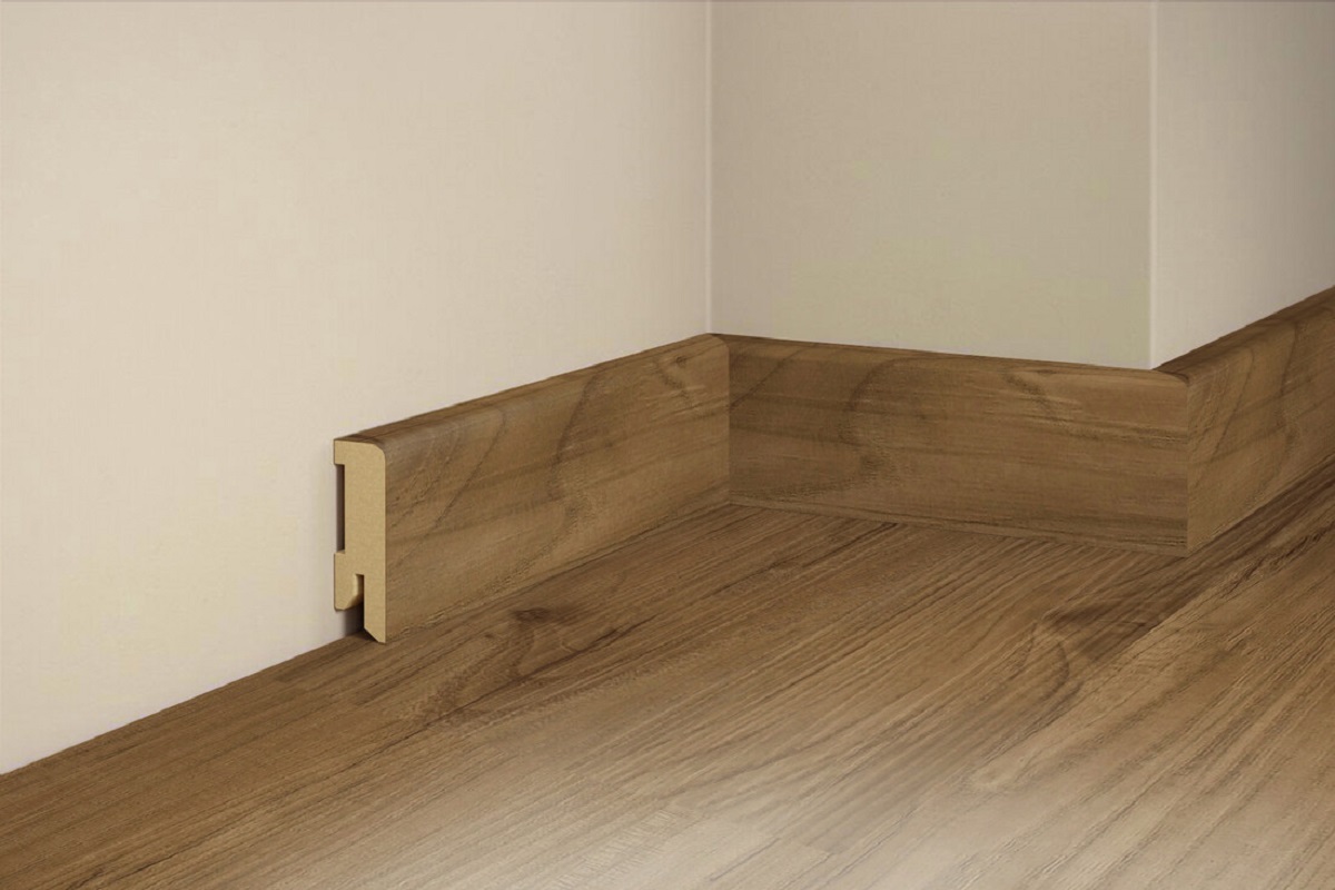 Tilo Sockelleiste Vinyl Kastanie Baltic